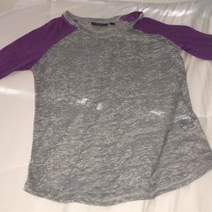 3/4 Sleeve light top